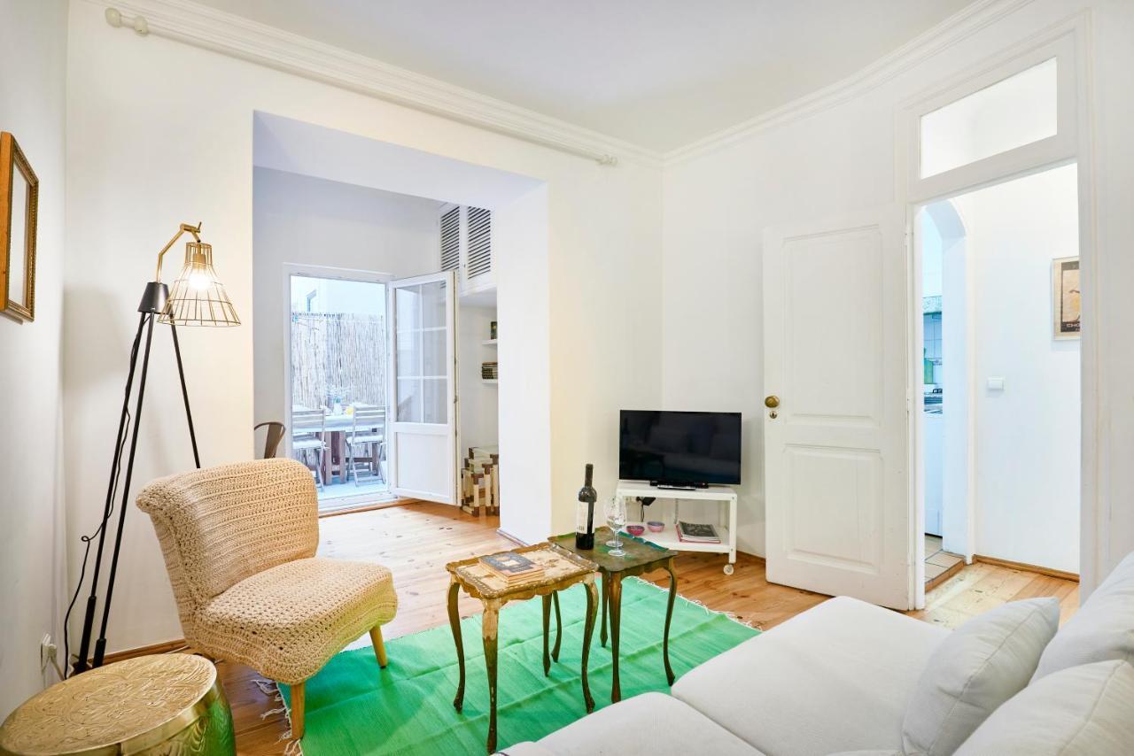 Spacious Bairro Alto Apartment With Courtyard, By Timecooler Лиссабон Экстерьер фото