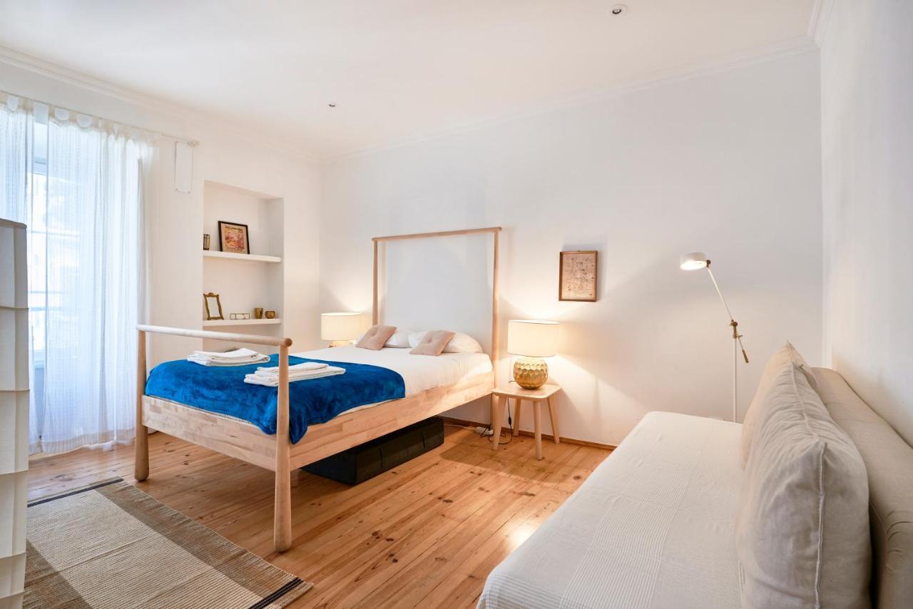 Spacious Bairro Alto Apartment With Courtyard, By Timecooler Лиссабон Экстерьер фото