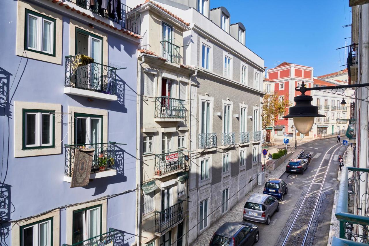 Spacious Bairro Alto Apartment With Courtyard, By Timecooler Лиссабон Экстерьер фото